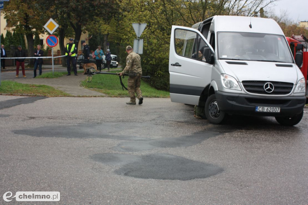 Ładunek wybuchowy w Budynku Starostwa Powiatowego