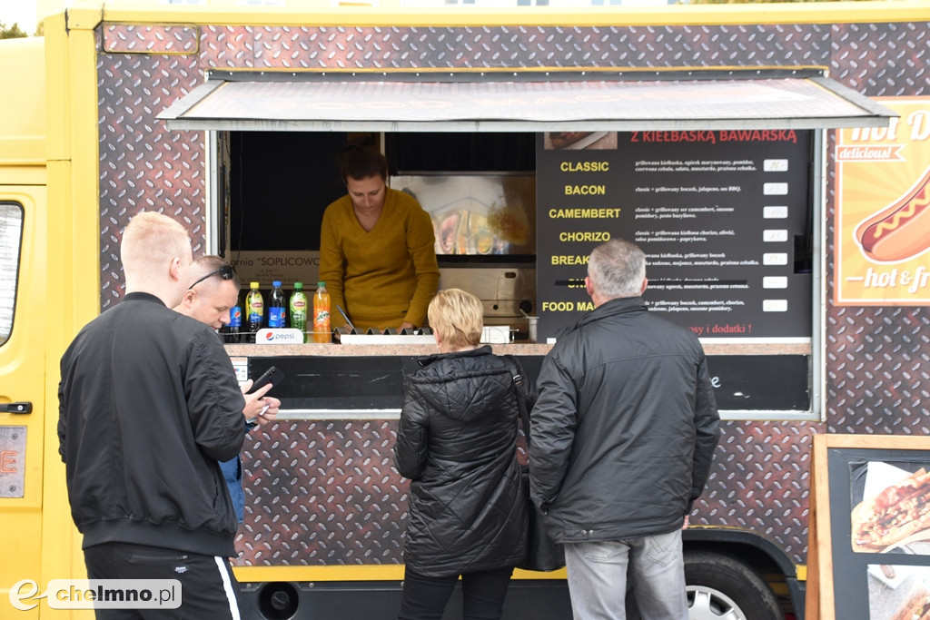 Liga FoodTrucków opanowała chełmiński Rynek