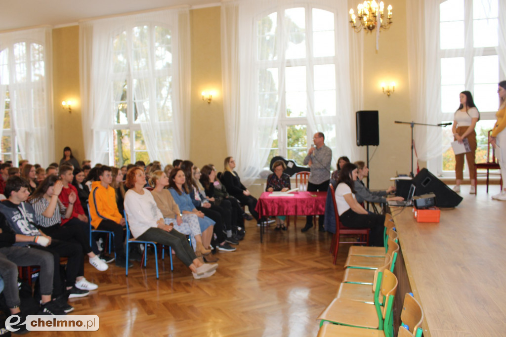 Otrzęsiny i ślubowanie klas pierwszych w ZS nr 2