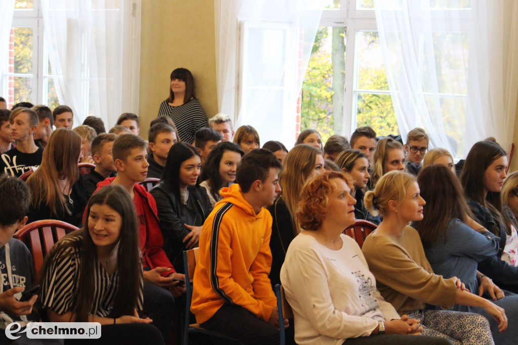 Otrzęsiny i ślubowanie klas pierwszych w ZS nr 2