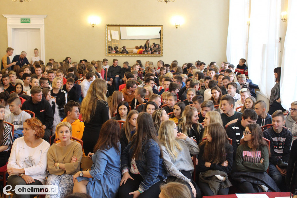 Otrzęsiny i ślubowanie klas pierwszych w ZS nr 2
