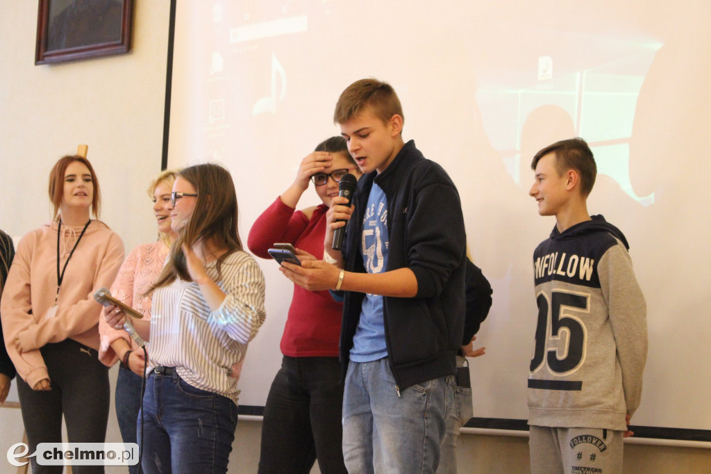 Otrzęsiny i ślubowanie klas pierwszych w ZS nr 2