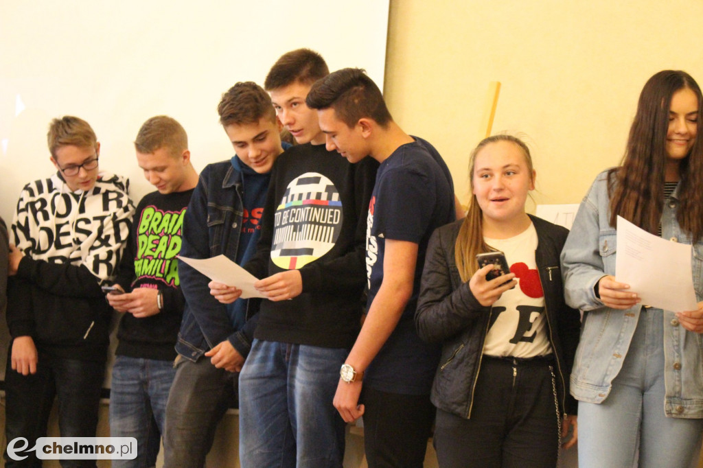 Otrzęsiny i ślubowanie klas pierwszych w ZS nr 2