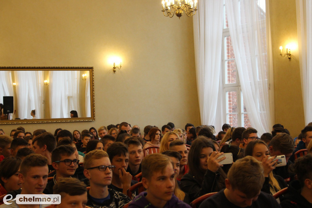 Otrzęsiny i ślubowanie klas pierwszych w ZS nr 2