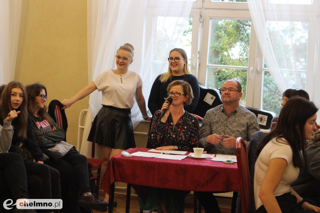 Otrzęsiny i ślubowanie klas pierwszych w ZS nr 2