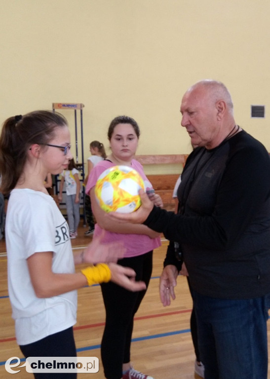 Zawody miejskie w piłce ręcznej dziewcząt i chłopców
