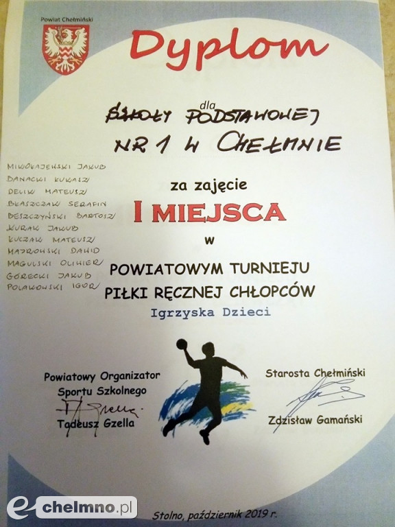 Piłka ręczna królowała na hali sportowej w Stolnie