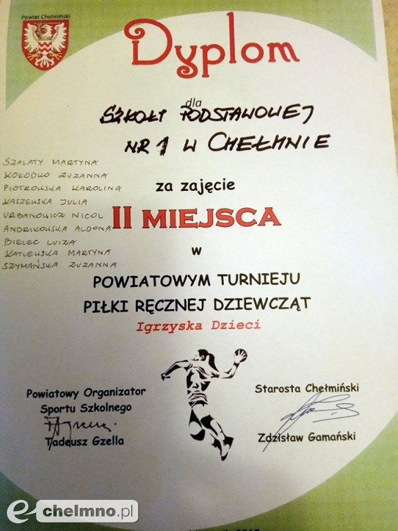 Piłka ręczna królowała na hali sportowej w Stolnie