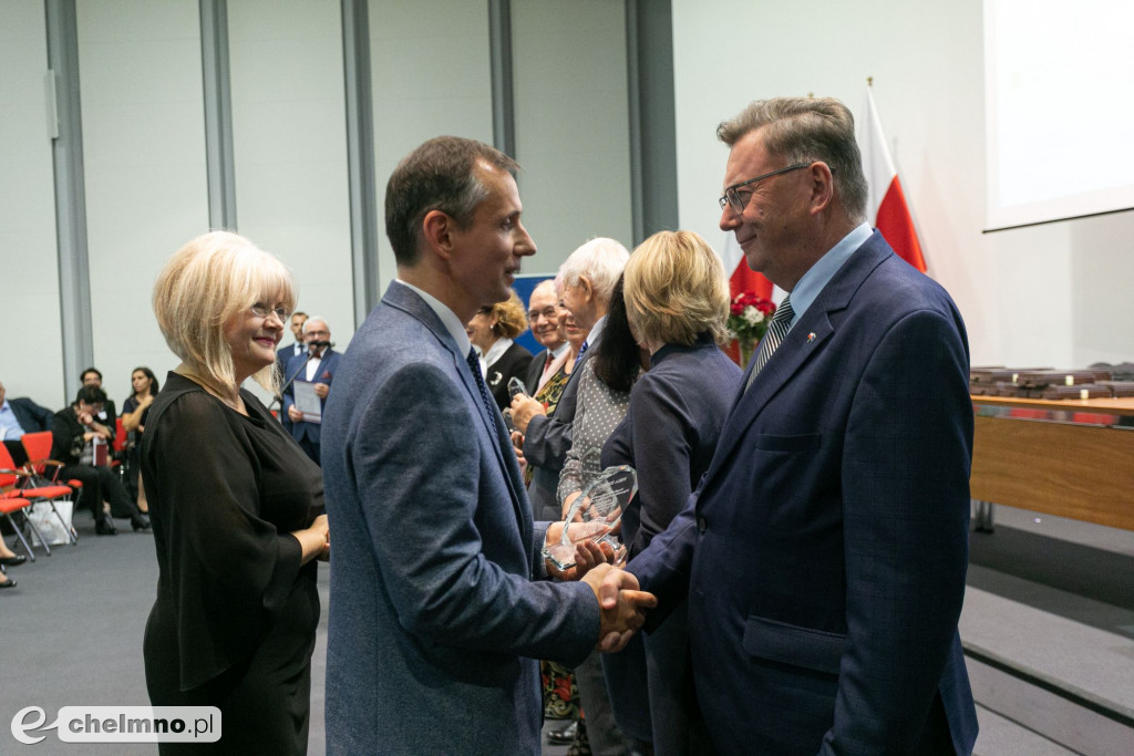 Od 30 lat pracują na rzecz edukacji