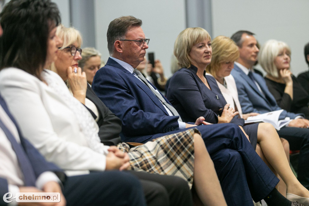 Od 30 lat pracują na rzecz edukacji