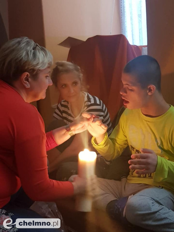 Co kryje w sobie jesień? Zajęcia na terenie DPS