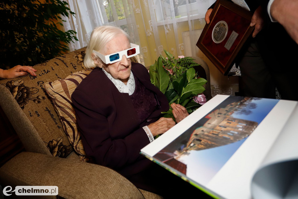 Eufemia Bolinowska setną stulatką z medalem Unitas Durat