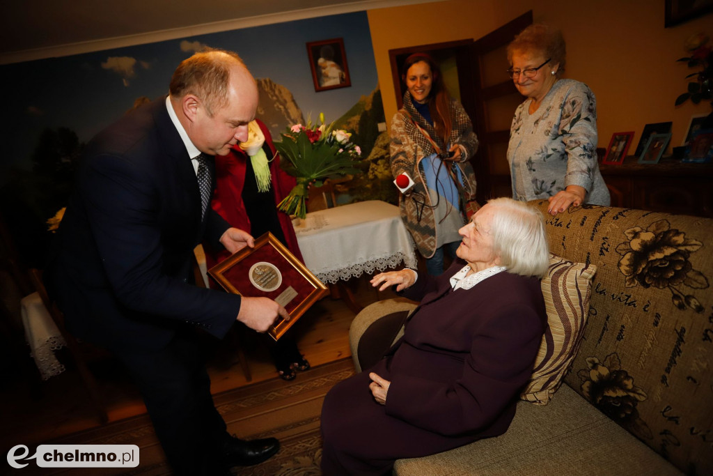Eufemia Bolinowska setną stulatką z medalem Unitas Durat