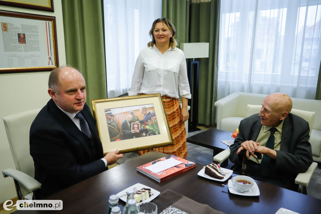 Ostatni ułan z wizytą w Urzędzie Marszałkowskim