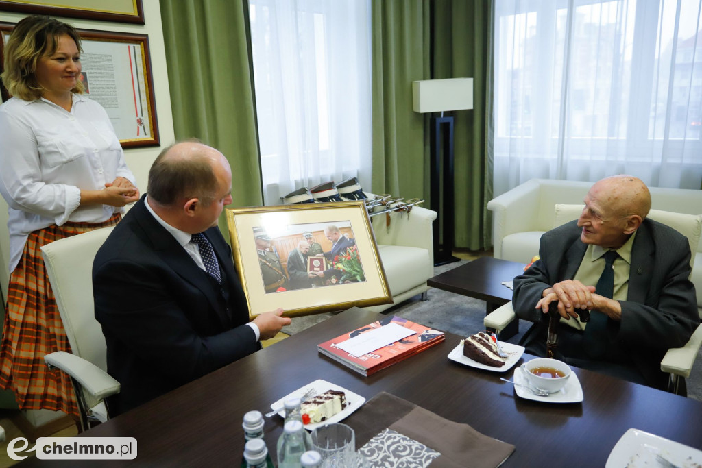 Ostatni ułan z wizytą w Urzędzie Marszałkowskim