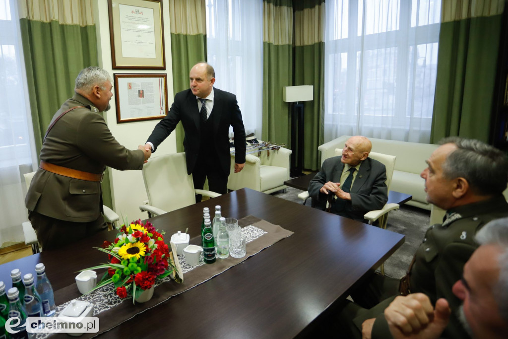 Ostatni ułan z wizytą w Urzędzie Marszałkowskim