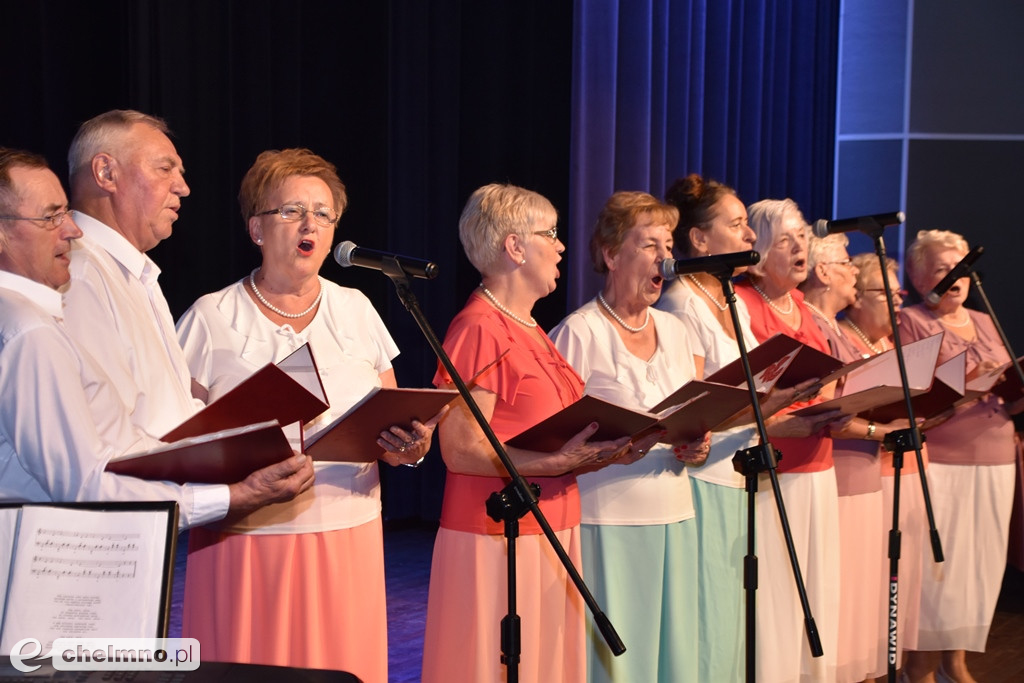 Jesienią w ich sercach zagrała muzyka. Integracja seniorów