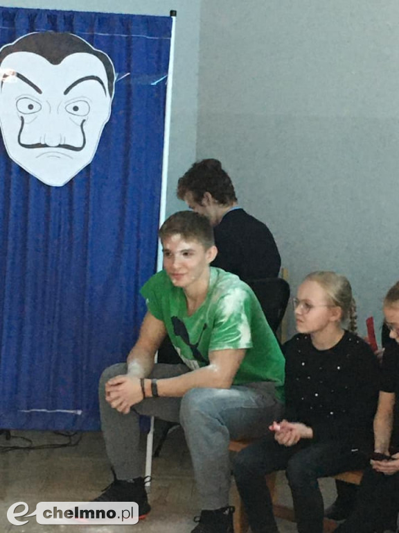 Otrzęsiny i malowanie na szkle w Katoliku