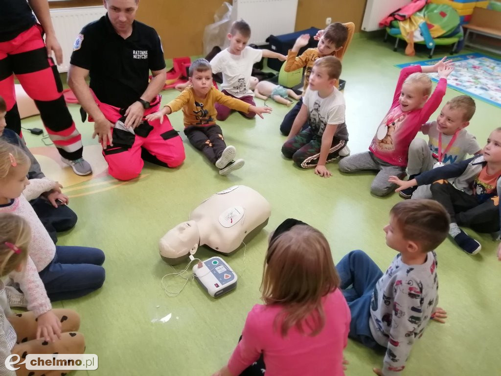 Sówki i Biedronki uczestniczyły w kursie Mały ratownik