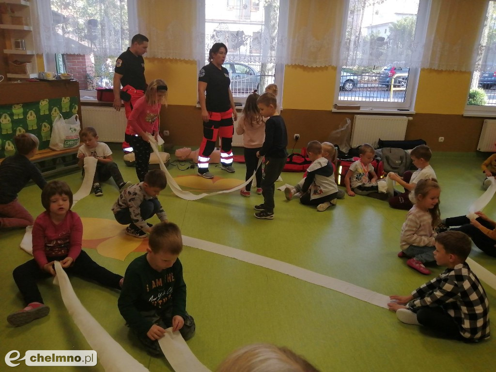 Sówki i Biedronki uczestniczyły w kursie Mały ratownik