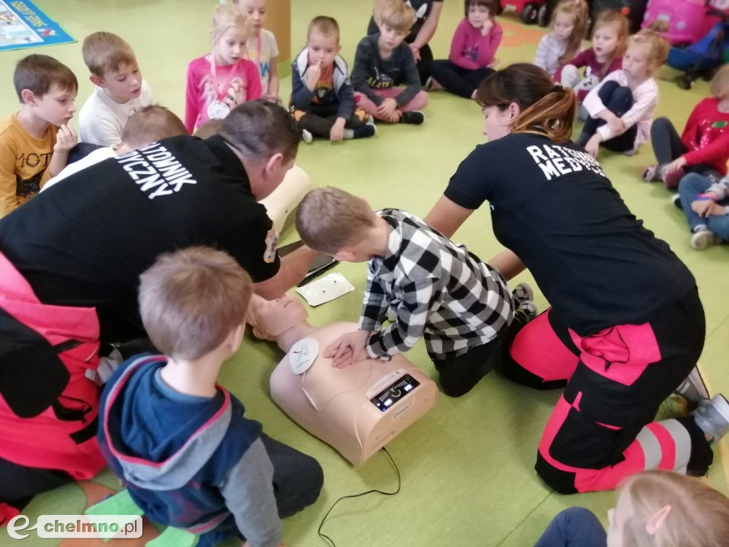 Sówki i Biedronki uczestniczyły w kursie Mały ratownik