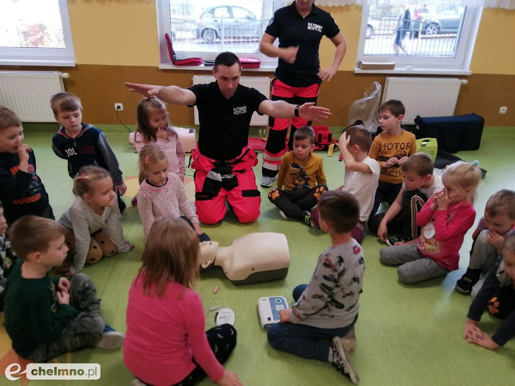 Sówki i Biedronki uczestniczyły w kursie Mały ratownik