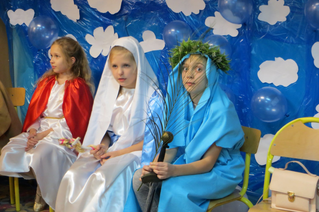 Wszyscy święci balują w niebie...