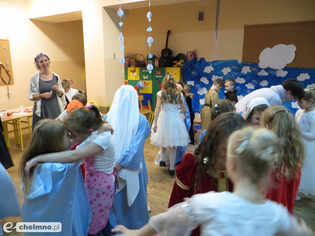 Wszyscy święci balują w niebie...