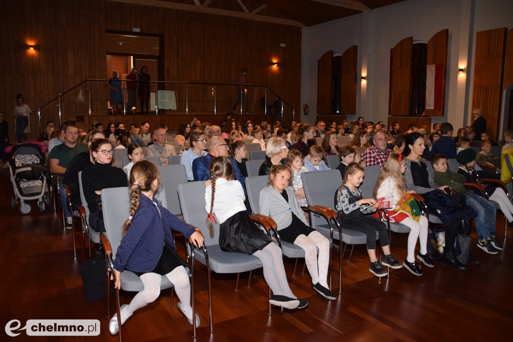 Klimatyczny wieczór patriotyczny w Szkole Muzycznej