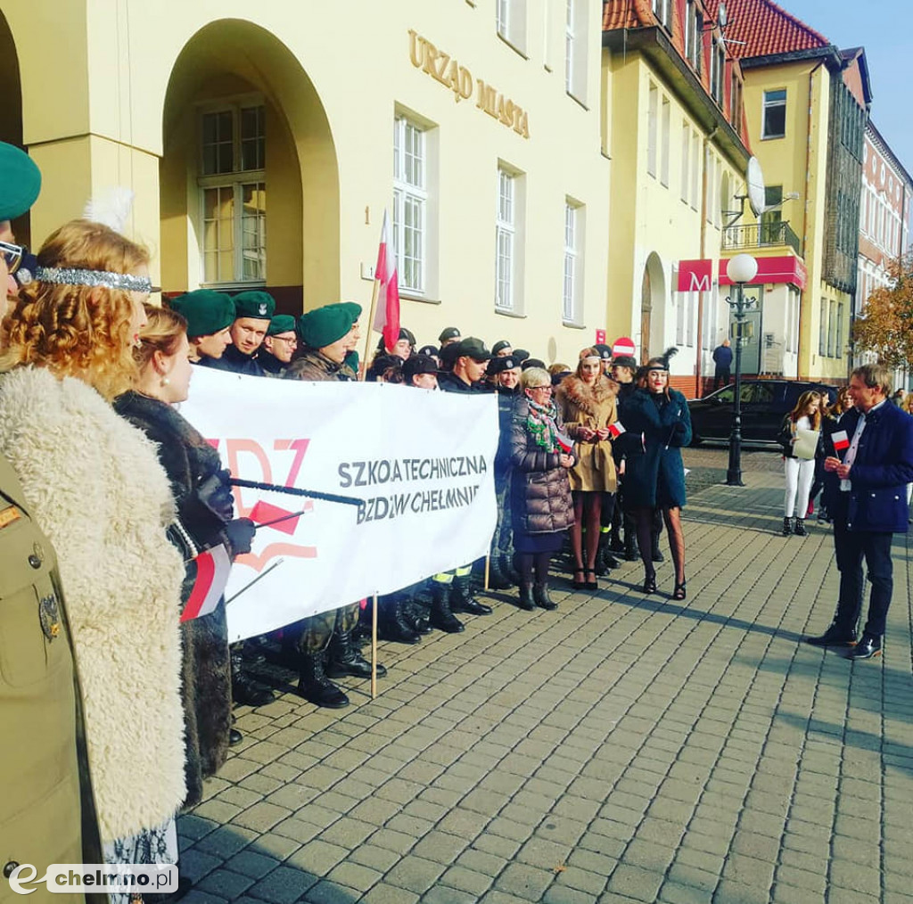 Patriotyczne odwiedziny młodzieży