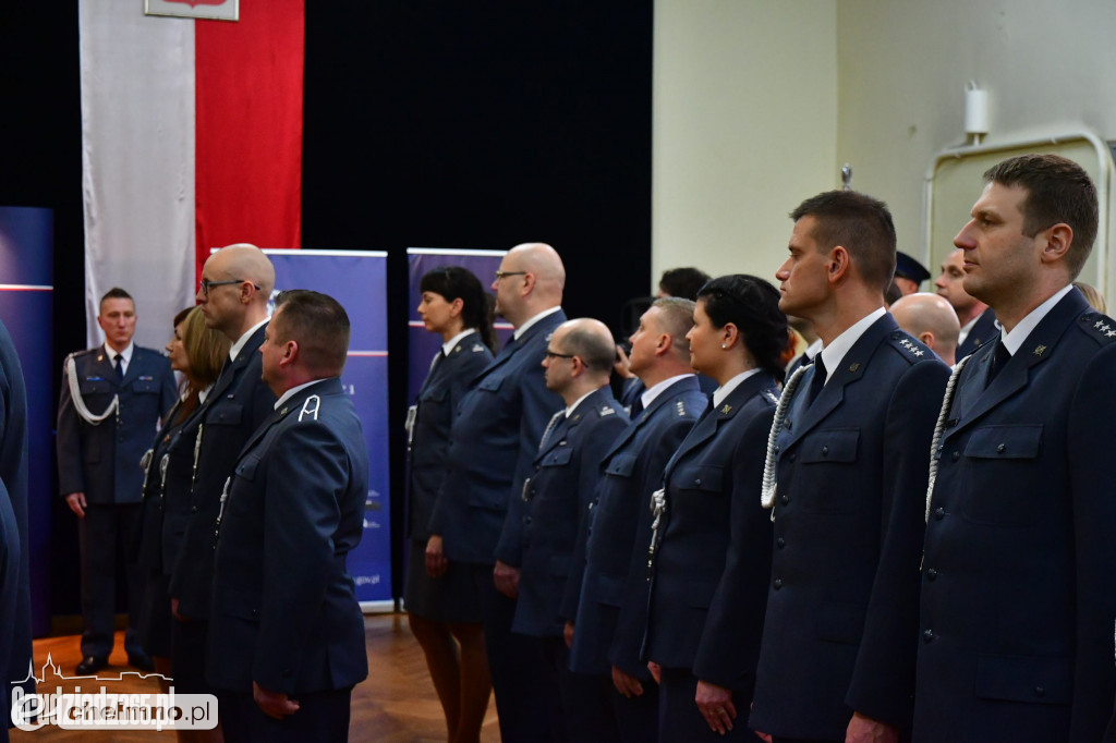 Awanse z okazji Święta Niepodległości w Służbie Więziennej