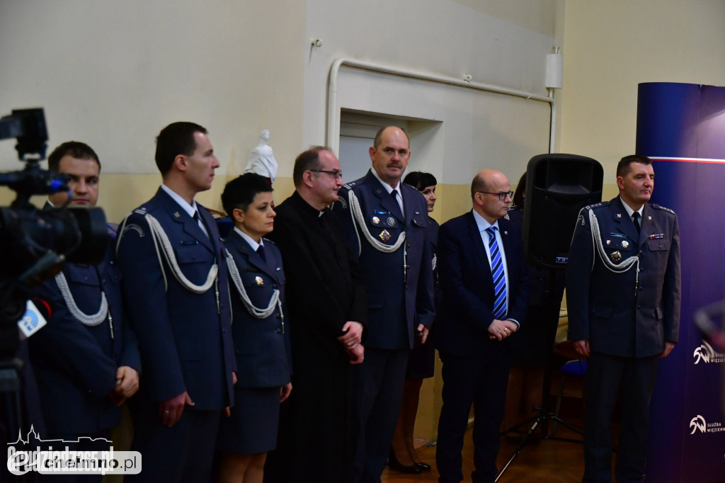 Awanse z okazji Święta Niepodległości w Służbie Więziennej