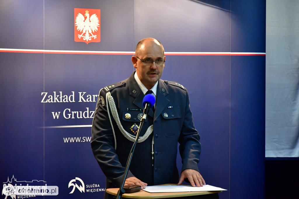Awanse z okazji Święta Niepodległości w Służbie Więziennej