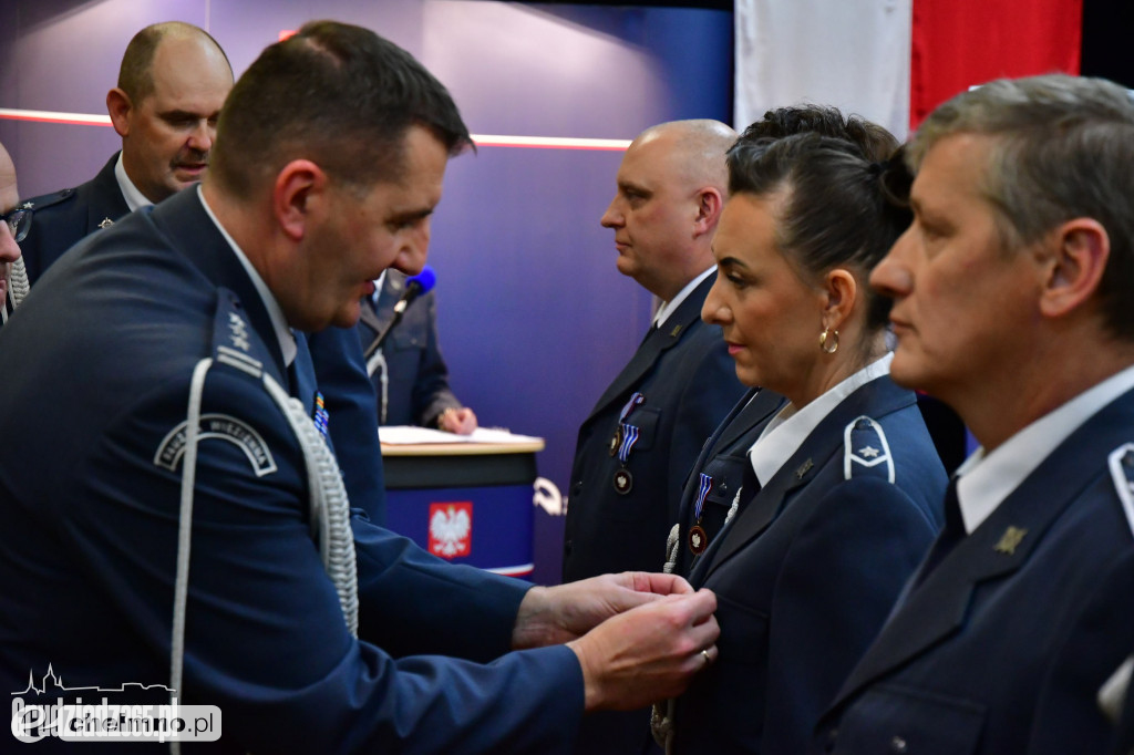 Awanse z okazji Święta Niepodległości w Służbie Więziennej