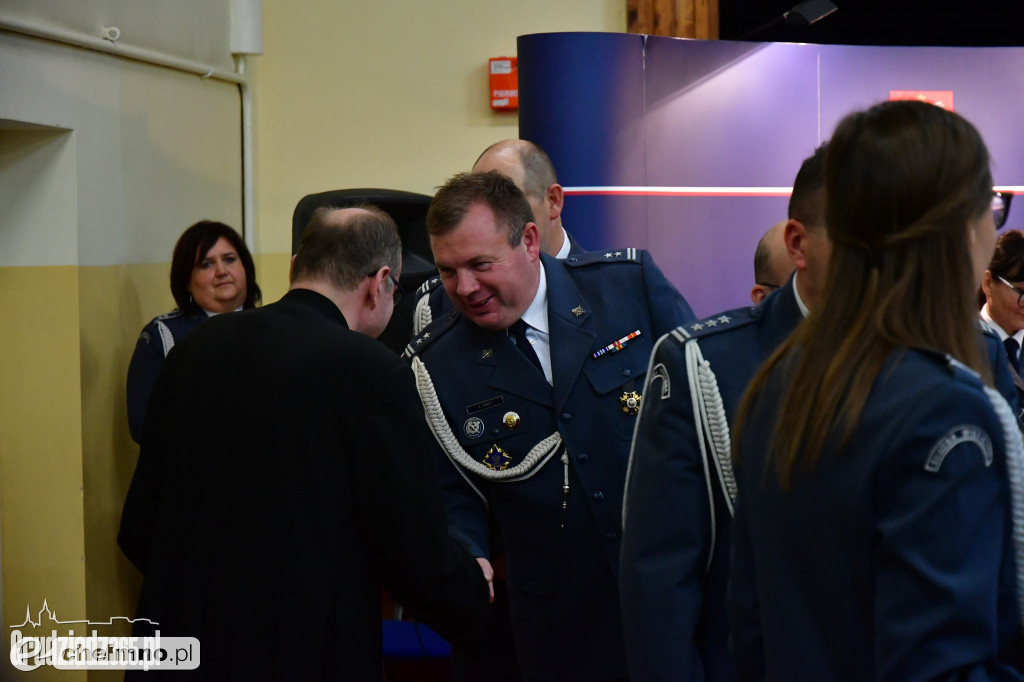Awanse z okazji Święta Niepodległości w Służbie Więziennej