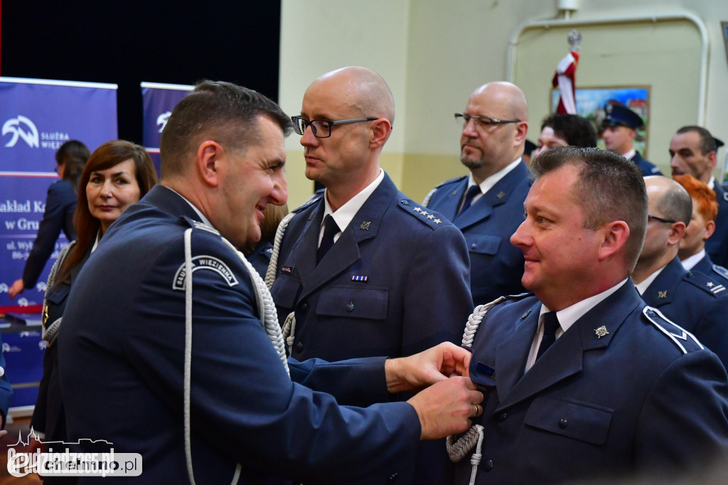 Awanse z okazji Święta Niepodległości w Służbie Więziennej