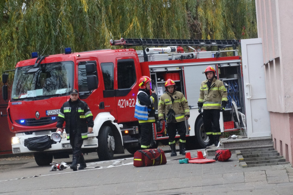 Ćwiczenia przeciwpożarowe w Czwórce