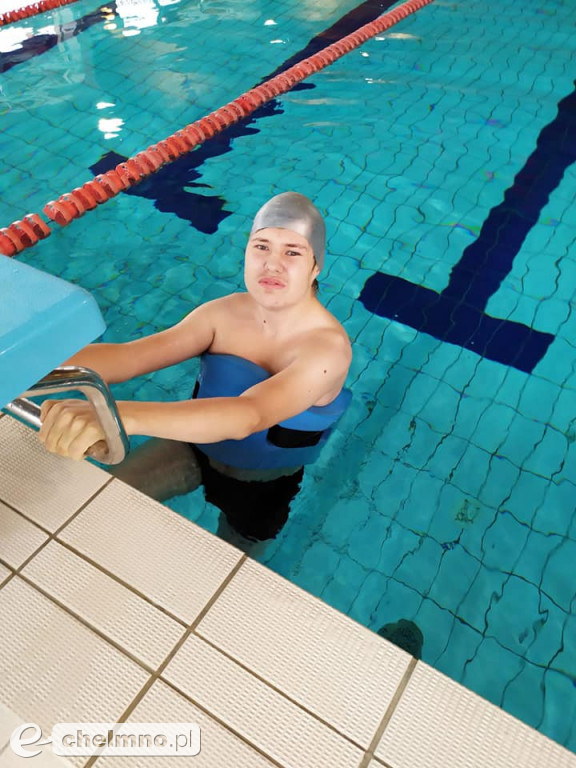 Wrócili z medalami z zawodów pływackich w Osielsku