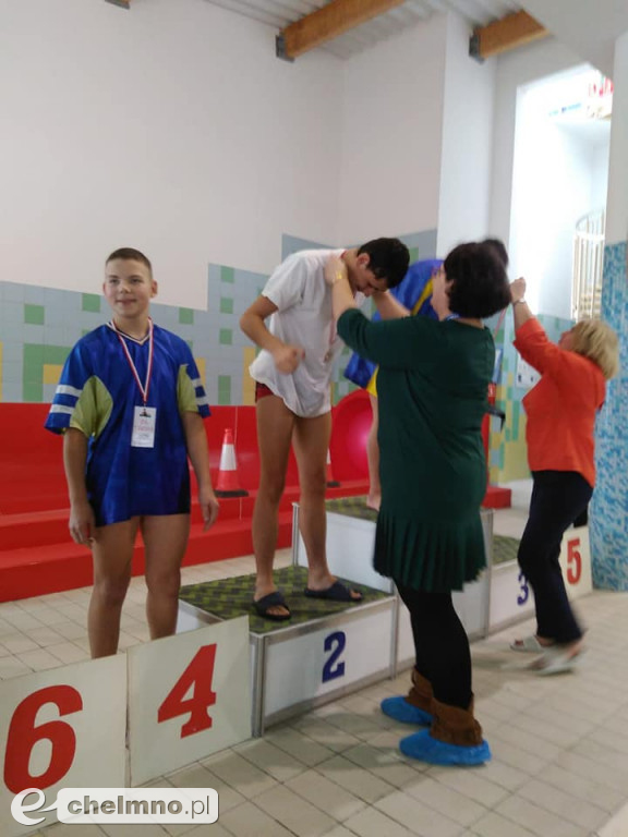 Wrócili z medalami z zawodów pływackich w Osielsku