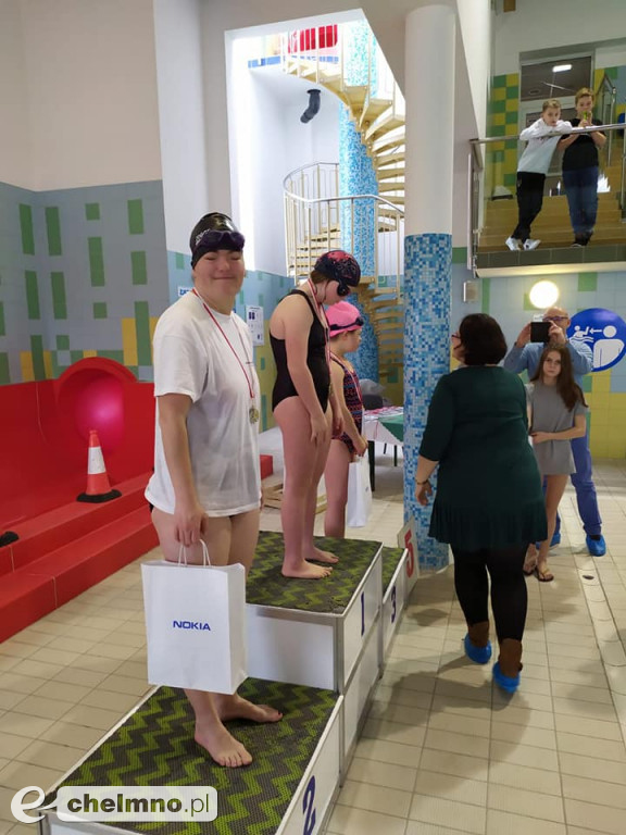 Wrócili z medalami z zawodów pływackich w Osielsku