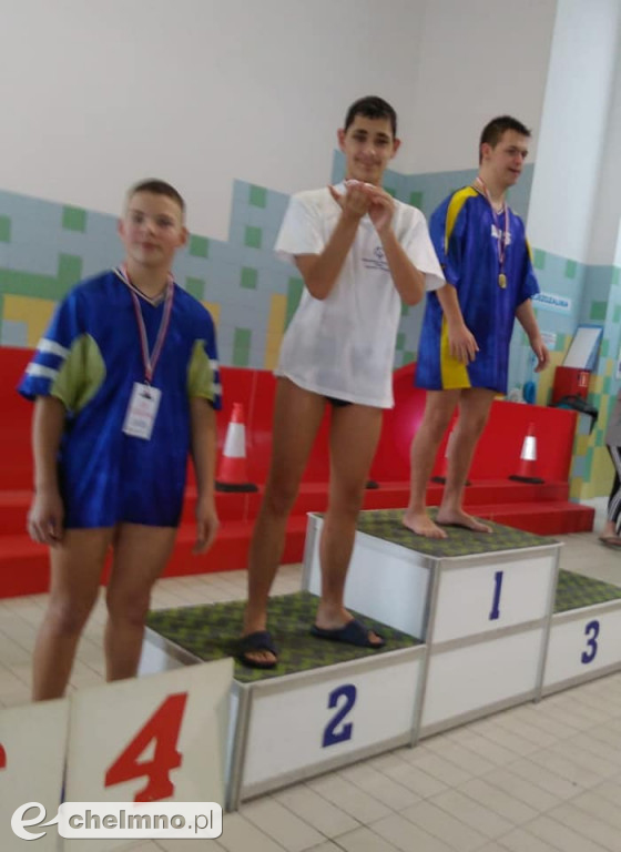 Wrócili z medalami z zawodów pływackich w Osielsku