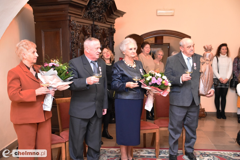 Medale Prezydenta RP z okazji Złotych Godów