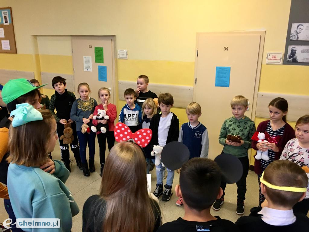 Szaleństwo z pluszowymi misiami w Czwórce