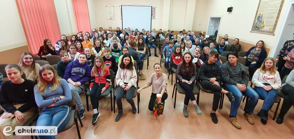 Spotkanie młodzieży z aktorką Urszulą Dębską