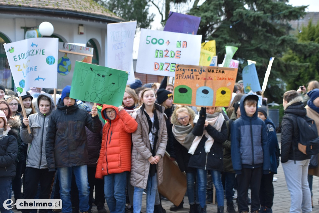 Tłumy uczniów na Młodzieżowym Strajku Klimatycznym