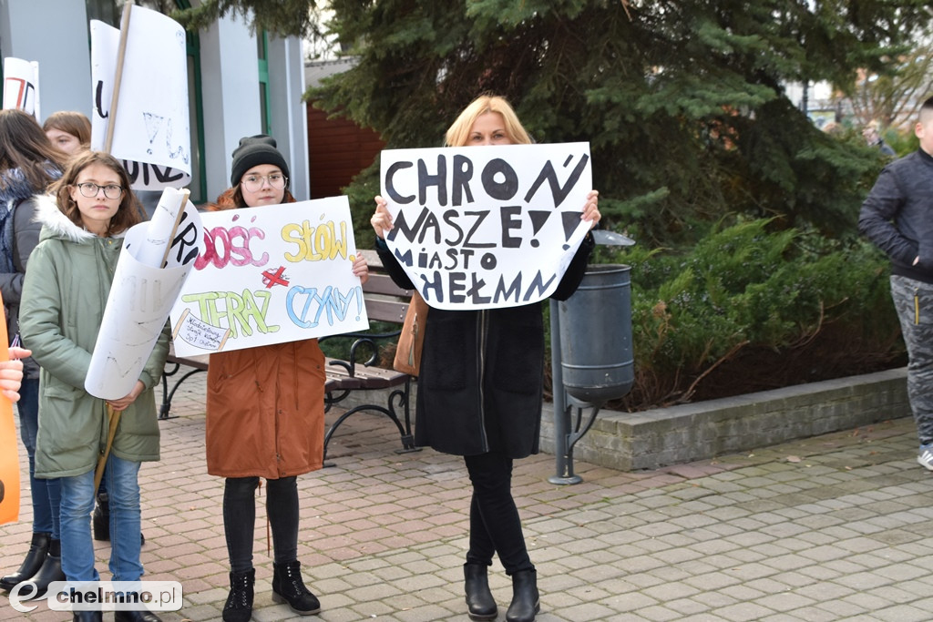 Tłumy uczniów na Młodzieżowym Strajku Klimatycznym
