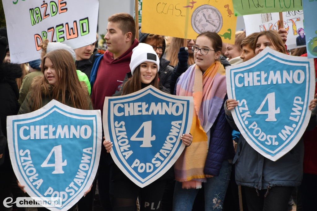Tłumy uczniów na Młodzieżowym Strajku Klimatycznym
