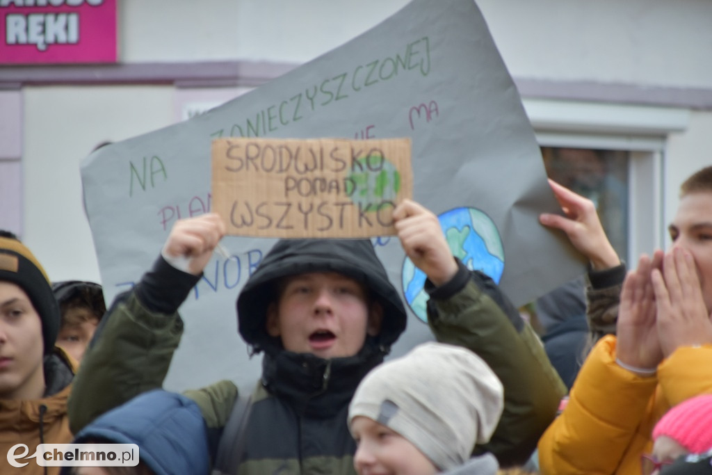 Tłumy uczniów na Młodzieżowym Strajku Klimatycznym