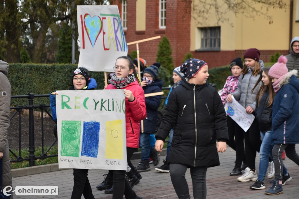 Tłumy uczniów na Młodzieżowym Strajku Klimatycznym