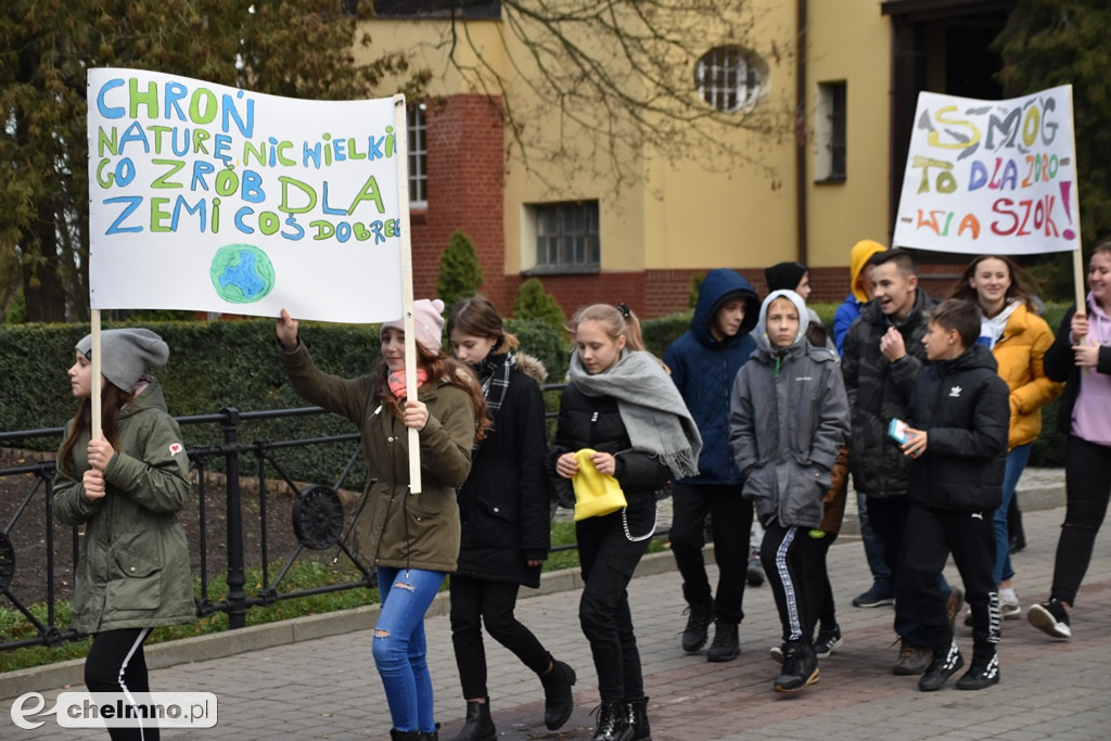 Tłumy uczniów na Młodzieżowym Strajku Klimatycznym